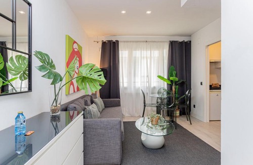Recoletos Apartment | GuestReady- Modern Aparthotel in Salamanca -Madrid