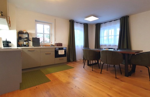 Stephanskirchen Apartment | Gutshof Alpenblich am Simssee - Kitzbühel Suite