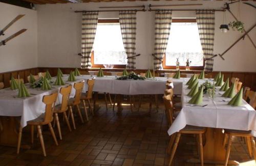 Albstadt House | Höhengasthof Wanderheim Nägelehaus