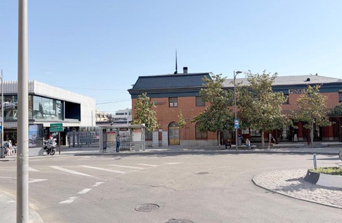Pozuelo de Alarcon Apartment | H Pozuelo Estación