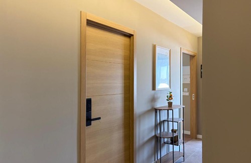 Pozuelo de Alarcon Apartment | H Pozuelo Estación