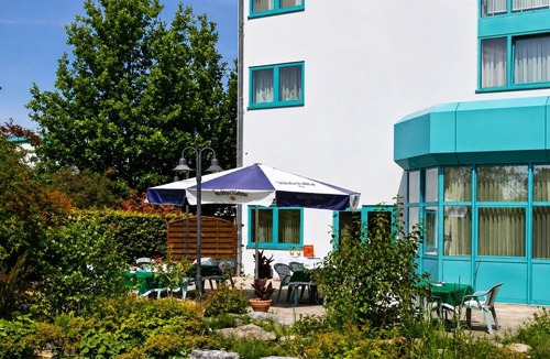 Herrenberg Apartment | H+ Stuttgart Herrenberg Sunday Hotels-Double Room