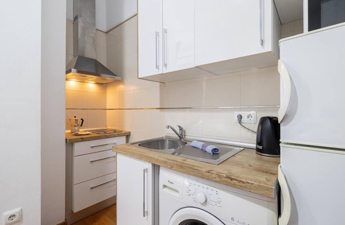 San Felipe Neri Apartment | H2M Carreteria 97 Loft Interior-Quiet-in old town