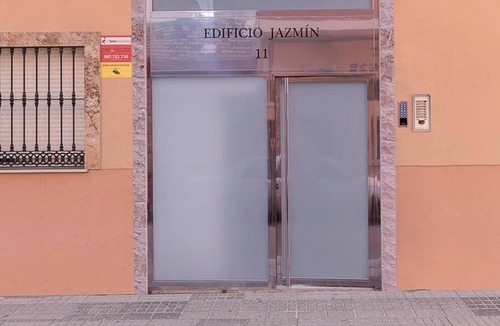 La Trinidad Apartment | H2M Ventura Jazmin Loft SmartTv & AACC near centre