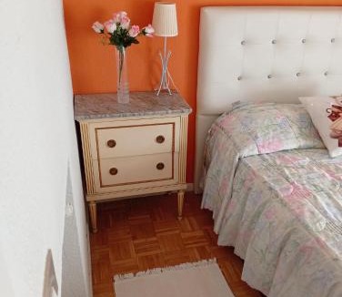Villa de Vallecas Other | Habitación