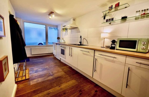 Neustadt-Nord Apartment | Hamburger Straße 5, 50668 Köln · Maisonette-Loft in Nähe zum Dom