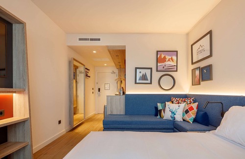 Arroyo de la Vega Hotel | Hampton by Hilton Alcobendas Madrid