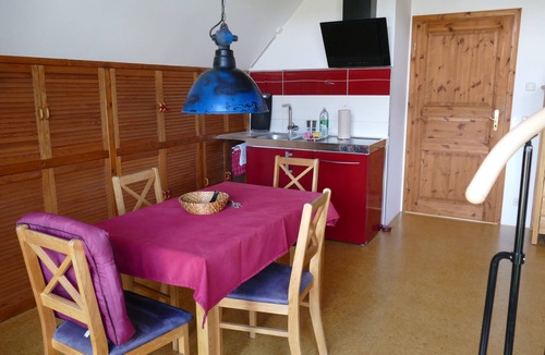 Wolgast Apartment | Haus Achterwiek – Vacation Apartment with Garden Access