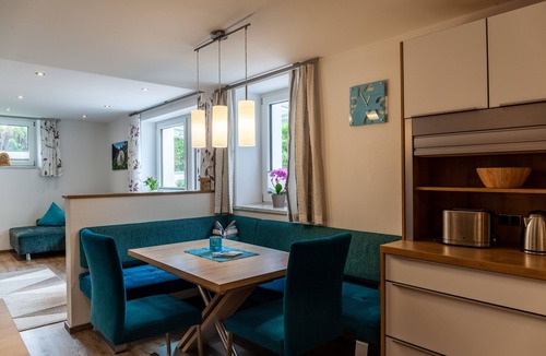 Madseit Apartment | "Haus Alpenheim Apartment 2" with Mountain View, Balcony & Wi-Fi