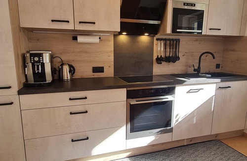 Madseit Apartment | "Haus Alpenheim Apartment 3" with Mountain View, Balcony & Wi-Fi