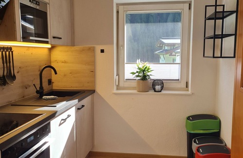 Madseit Apartment | "Haus Alpenheim Apartment 3" with Mountain View, Balcony & Wi-Fi