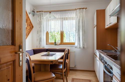 Wenns Apartment | Haus Ausblick