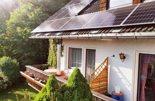 Eppenschlag Apartment | "Haus Daxberg" idyllisch gelegen im Bayerischen Wald - Ferienwohnung mit Zimmer Küche Bad