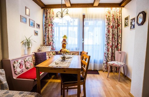 Seefeld in Tirol Apartment | Haus Frank Apartment nr 7 by MoniCare