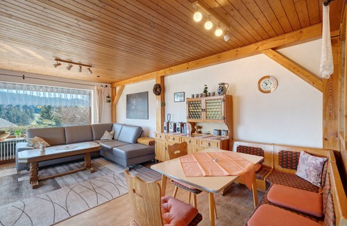 Schoenwald Apartment | Haus Hölltalblick Apartment '70 Qm' with Private Terrace, Shared Garden and Wi-Fi