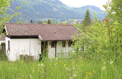 Reichenbach Apartment | Haus Hoher Ifen - Mountain Views, Peace, and Comfort (16) - Haus Hoher Ifen - South-Facing