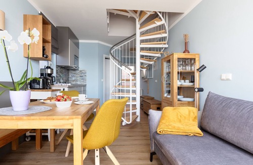 Alt Reddevitz Apartment | Haus Seeblick Whg 03 mit Terrasse - CL: Haus Seeblick mit 9 Wohnungen
