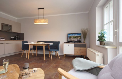 Alt Reddevitz Apartment | Haus Seeblick Whg 08 - CL: Haus Seeblick mit 9 Wohnungen