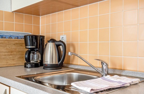 Ostseebad Baabe Apartment | Haus Waterkant – Only 300 m from the Baltic Sea