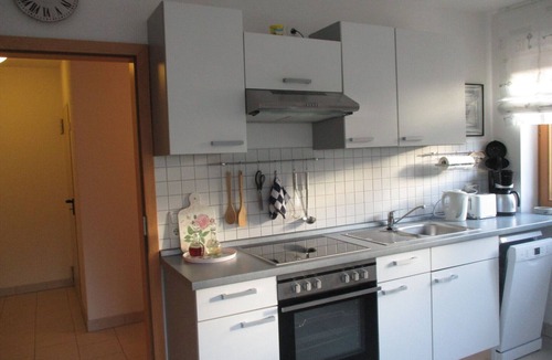 Eckersdorf Apartment | Helle Einliegerwohnung (80 m2) vor den Toren Bayreuths mit kostenfreiem WLAN