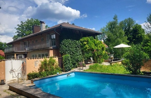 Starnberg House | High-quality villa on Lake Starnberg with pool