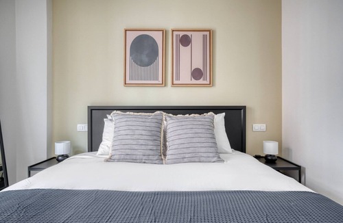 Vallehermoso Apartment | Hip Vallehermoso 2BR w/ Gym & Pool nr Ciudad Universitaria, by Blueground