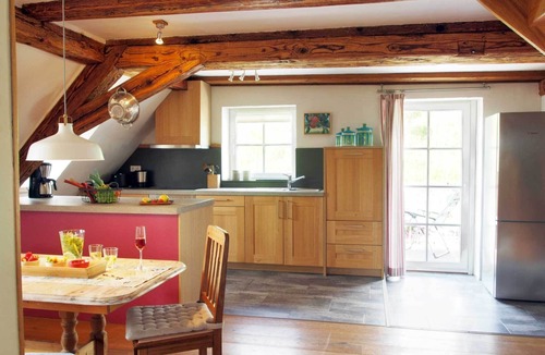 Ohningen Apartment | Historic timbered house with panoramic sea view, 200 m from the lake