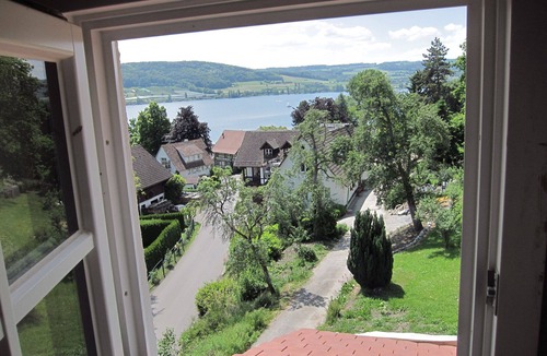 Ohningen Apartment | Historic timbered house with panoramic sea view, 200 m from the lake