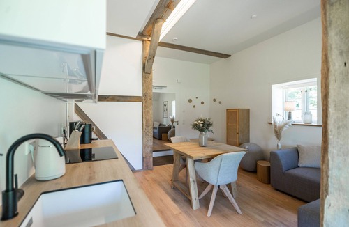Ratekau Apartment | Historic vacation loft near Timmendorf beach