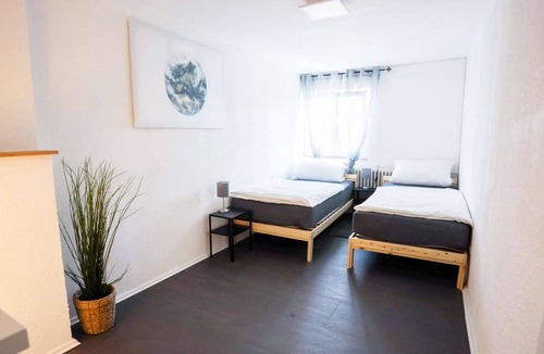 Gottmadingen Apartment | HÖ01 large apartment with dryer and washing machine