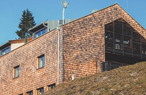 Navis Apartment | hochmoderne Ferienwohnung