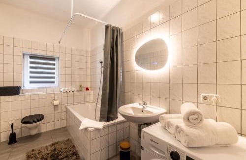 Hohnstein Apartment | HohnsteinOase-Infrarot Sauna-3 Schlafzimmer-Waschmaschine