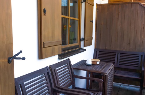 Weissbach an der Alpenstrasse Apartment | Holiday Apartment 'Bergliebe' with Mountain View, Balcony and Wi-Fi