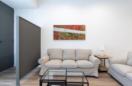 Camas Apartment | Holi-Rent AT Erillas