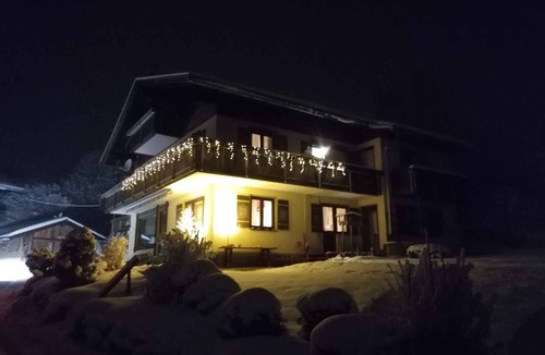 Immenstadt im Allgaeu Apartment | Holiday apartment with balcony to the south