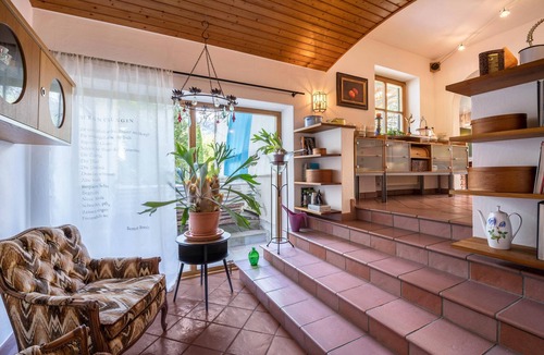Schwob Apartment | Holiday Apartment "Sonnenröschen" with Wi-Fi, Terrace & Mountain View