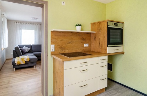 Herdwangen Schoenach Apartment | Holiday Apartment "Li-Do-Bo 01" with Mountain View, Balcony and Wi-Fi