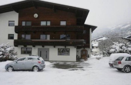 Hart im Zillertal Apartment | Holiday apartment Hart im Zillertal for 2 - 5 persons with 2 bedrooms - Holiday apartment