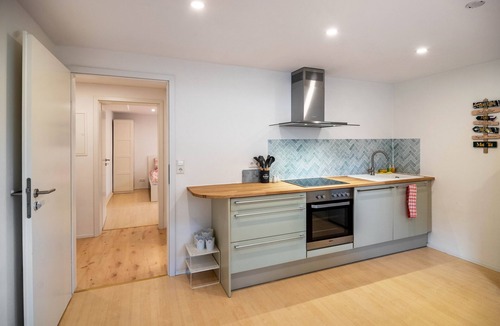 Deggenhausertal Apartment | Holiday Apartment 'Im Tal Der Liebe' with Private Terrace, Shared Garden and Wi-Fi
