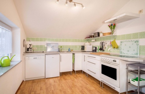 Wangen im Allgaeu Apartment | Holiday Apartment "Adlerblick" with Mountain View, Private Terrace & Wi-Fi