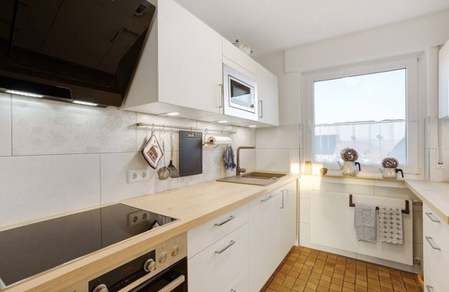Arnsberg Apartment | Holiday Apartment 'Auszeit' with Private Terrace, Shared Garden and Wi-Fi