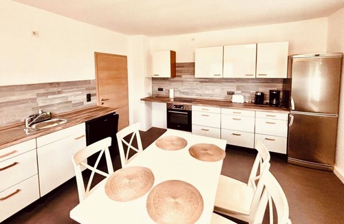 Lohr am Main Apartment | Holiday Apartment 'Mirjam' with Wi-Fi