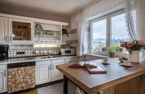 Stiefenhofen Apartment | Holiday Apartment "Haus Sonnenhang Wohnung 1" with Mountain View, Balconies & Wi-Fi