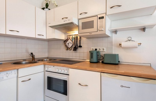 Falkenstein Apartment | Holiday Apartment 'Fewo mit Kamin - Dogs Welcome' with Mountain View, Terrace and Wi-Fi