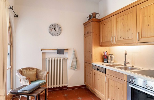 Obergrainau Apartment | Holiday Apartment "Frühholz - Wank" with Mountain View, Private Terrace & Wi-Fi