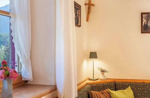 Jachenau Apartment | Holiday Apartment Guffertblick with Mountain View, Wi-Fi