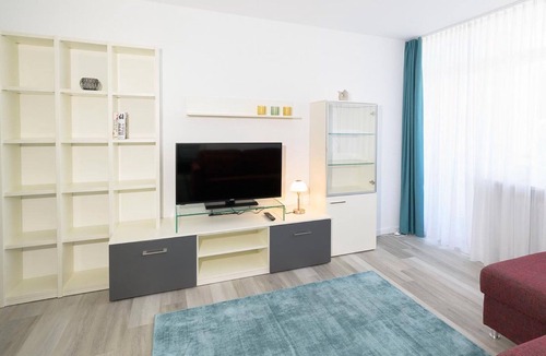 Furstenfeldbruck District Apartment | Holiday Apartment "Huber Living Deluxe 107" with Balcony & Wi-Fi
