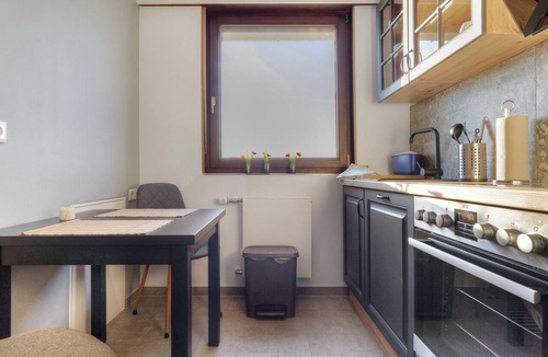 Nordkirchen Apartment | Holiday Apartment 'Nordkirchen' with Shared Terrace, Garden & Wi-Fi