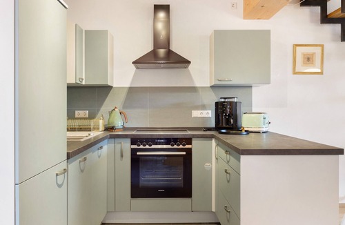 Ohningen Apartment | Holiday Apartment Obsthof am See with Shared Garden, Balcony and Wi-Fi