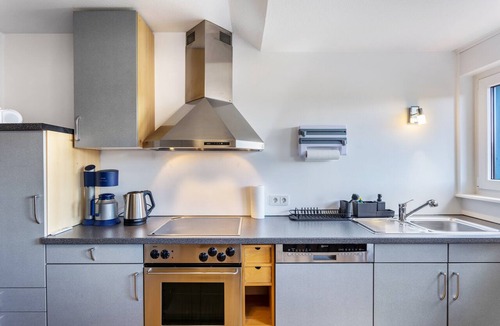 Huesten Apartment | Holiday Apartment 'RuhrWaldBlick' with Balcony and Wi-Fi
